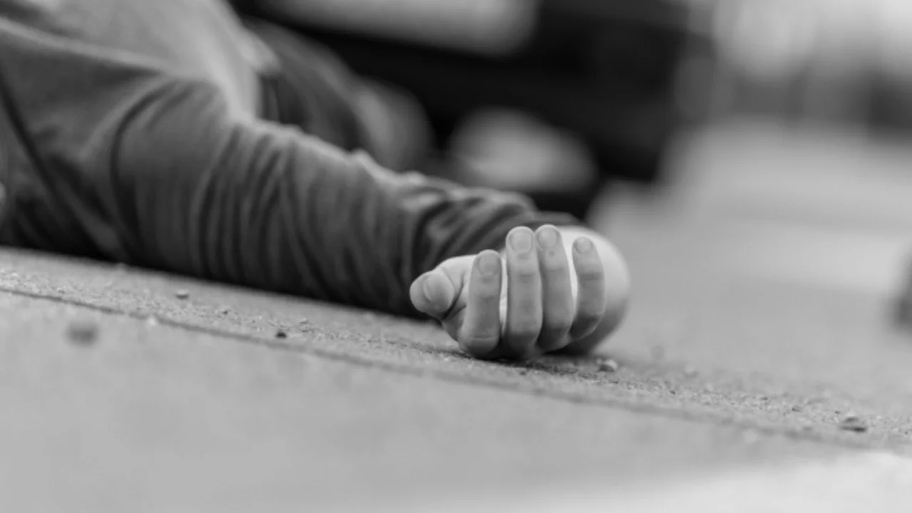 Бекободда шов-шувли ЙТҲ: ИИО ходими 43 ёшли эркакни Nexia’да уриб ўлдирди