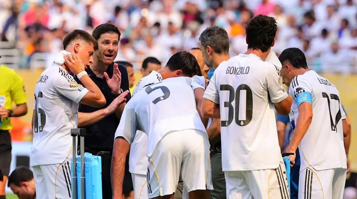 Kornauxov: Xabi Alonso “Real”da baskı altında kaldı