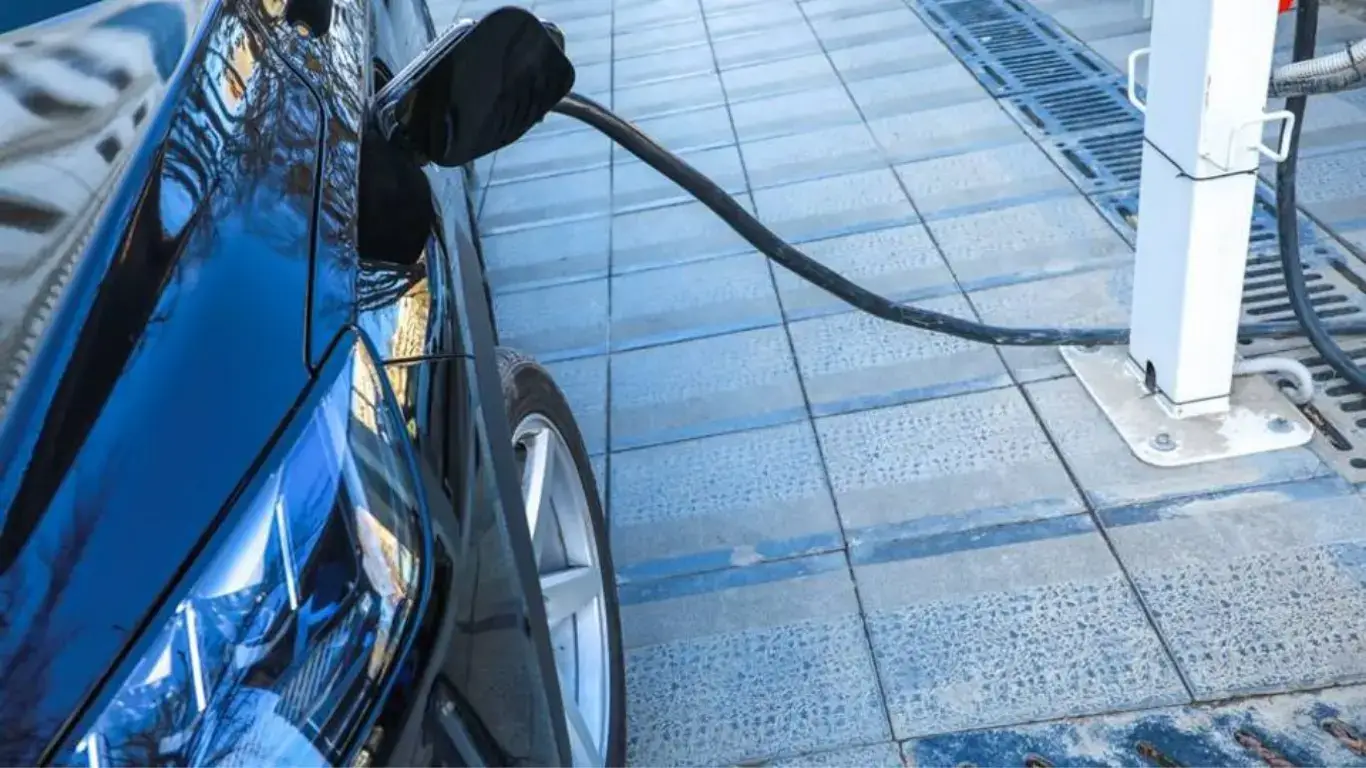 Электромобилларни қувватлаш энди давлат ҳисобидан