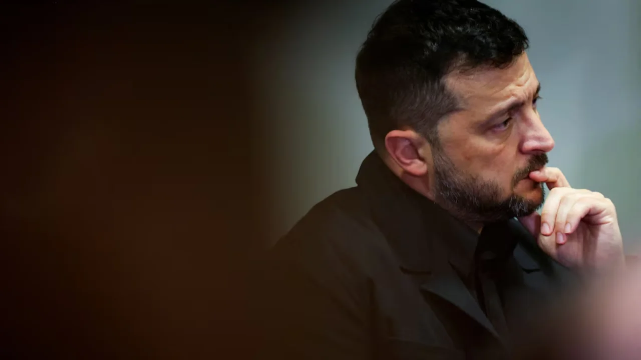 Украина Россия билан тинчлик учун НАТОни тарк этди