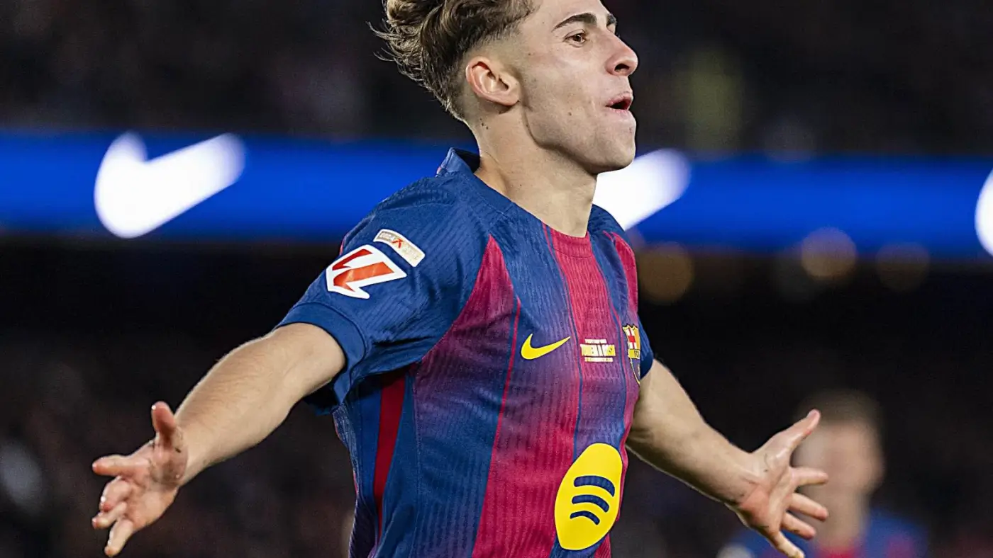 "Barcelona" midfielder wants to tie his future to the club