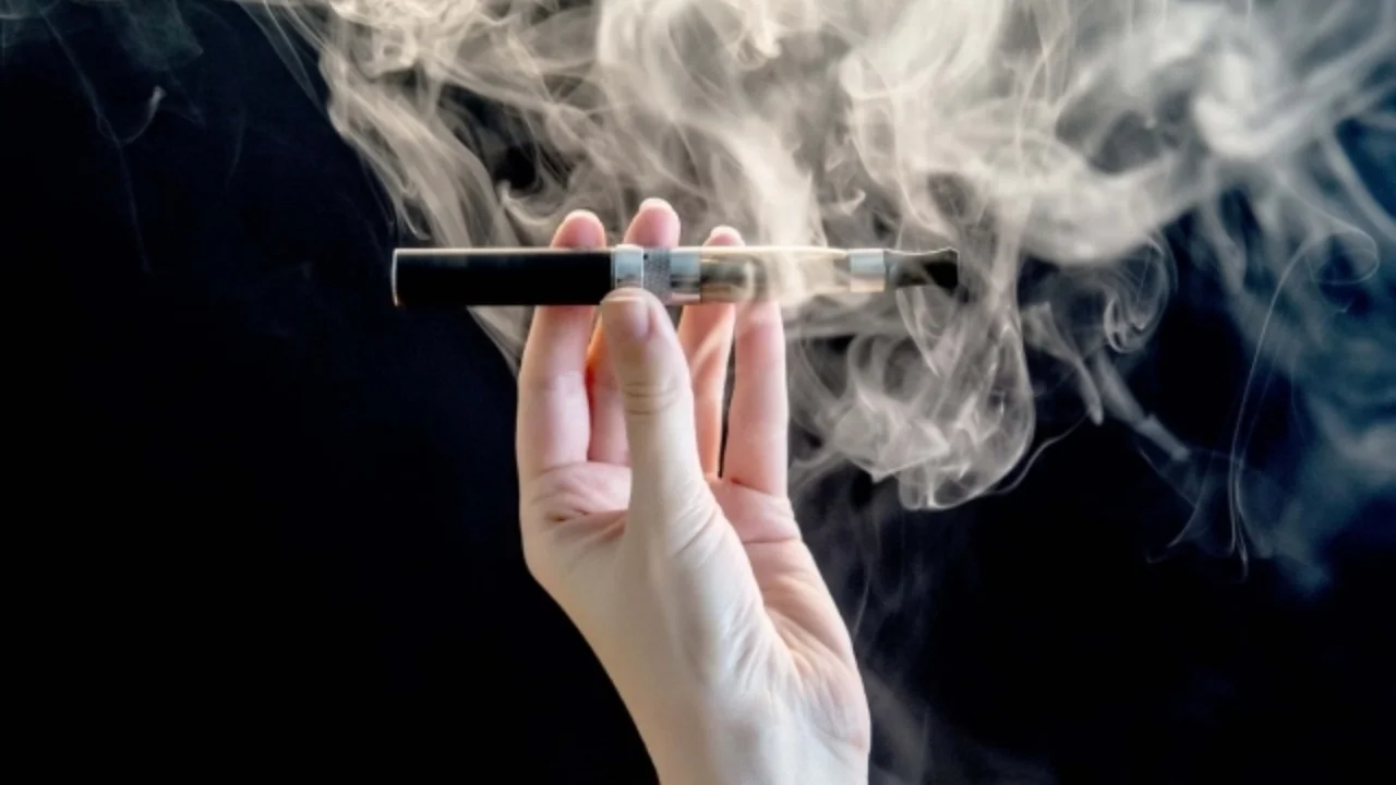Электронные сигареты резко увеличивают риск сердечного приступа