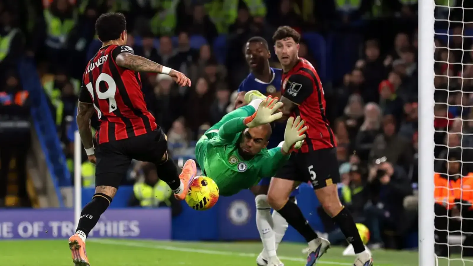 EPL Round 19: Chelsea drop points, Newcastle win (video)