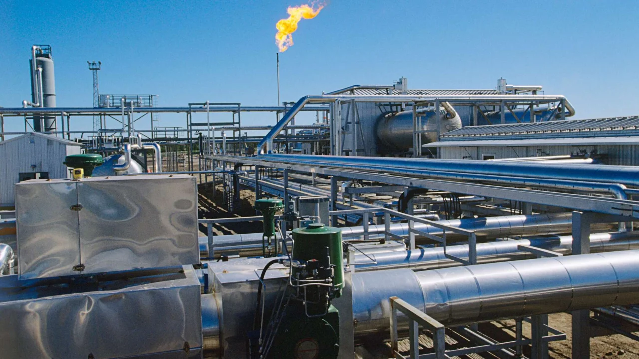 В Узбекистане снизился объём добычи газа и нефти