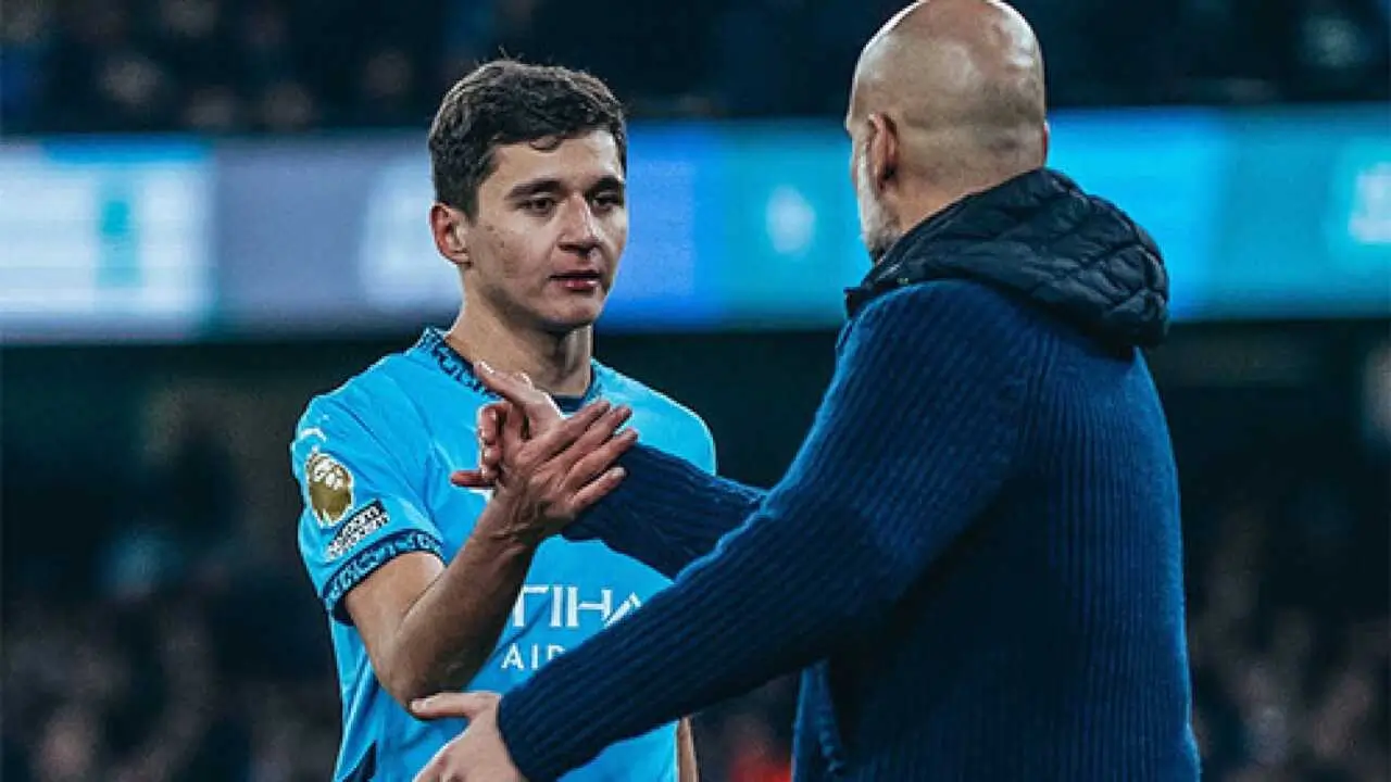 Husanov roʻyxatda Manchester Sitining Nottingem Forestga safar uchrashuvi uchun tarkibi