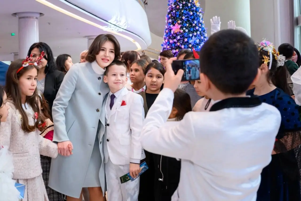 Mehri bonlik va Muruvvat uylari tarbiyalanuvchilari Toshkentdagi Prezident archasi tadbirida qatnashdi