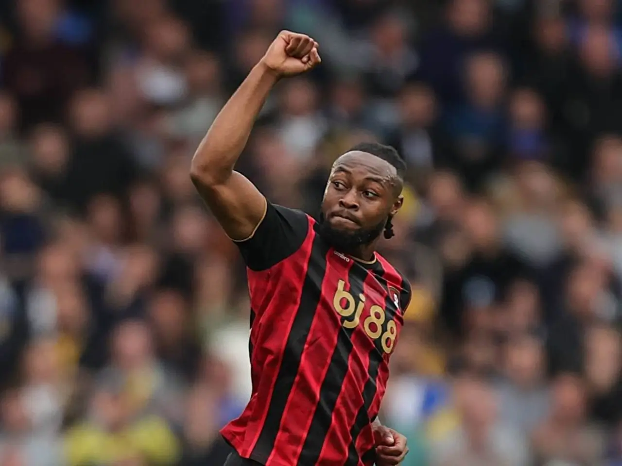 Семаньо агентлари трансферни якунлаш учун Манчестерга келади