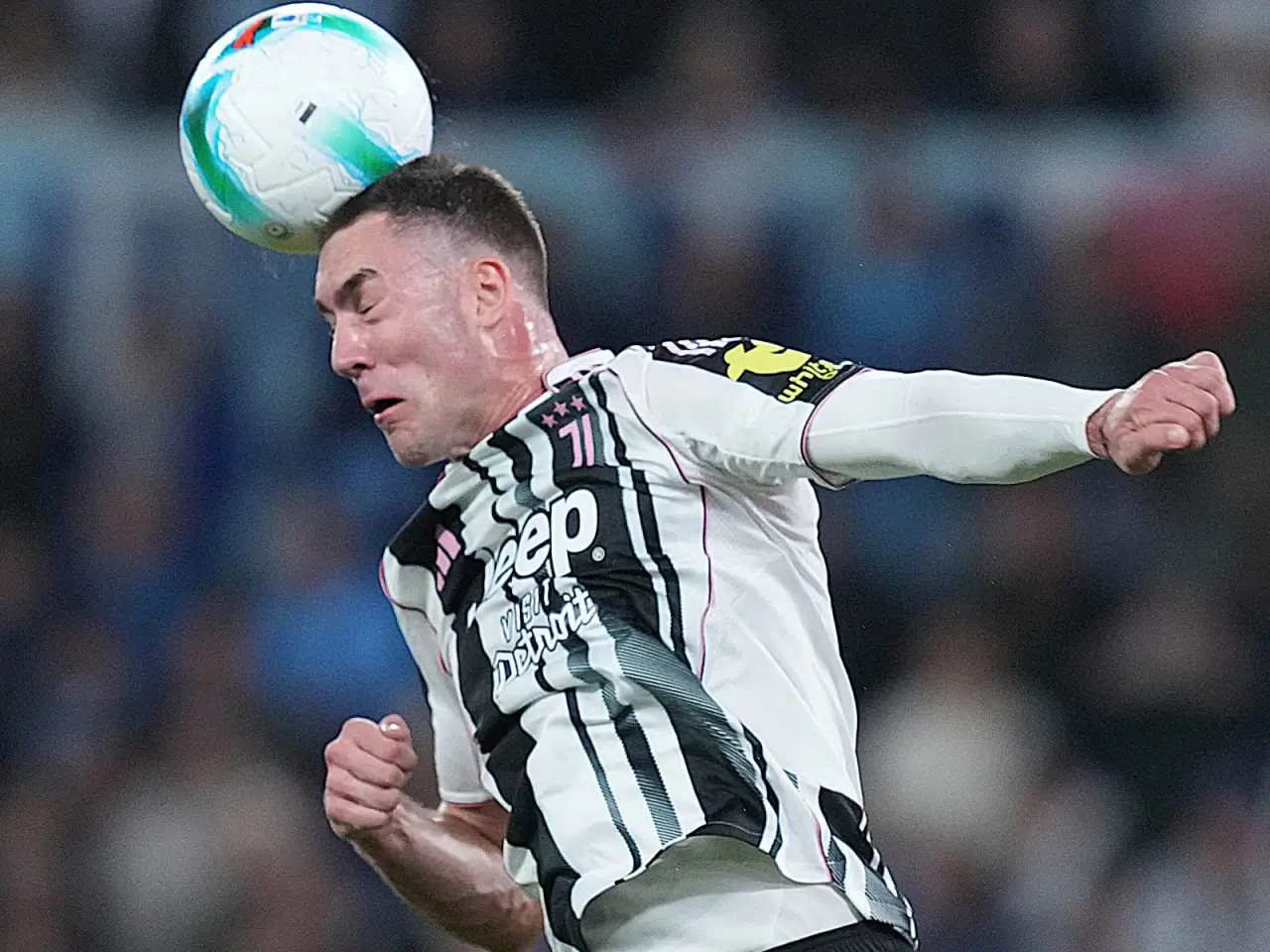 Barselona Vlahovichni transfer qilishga kirishdi