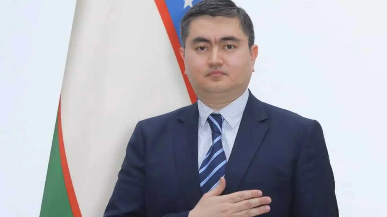 Taşkent ve iki bölgede hokimler ile yardımcıları atandı