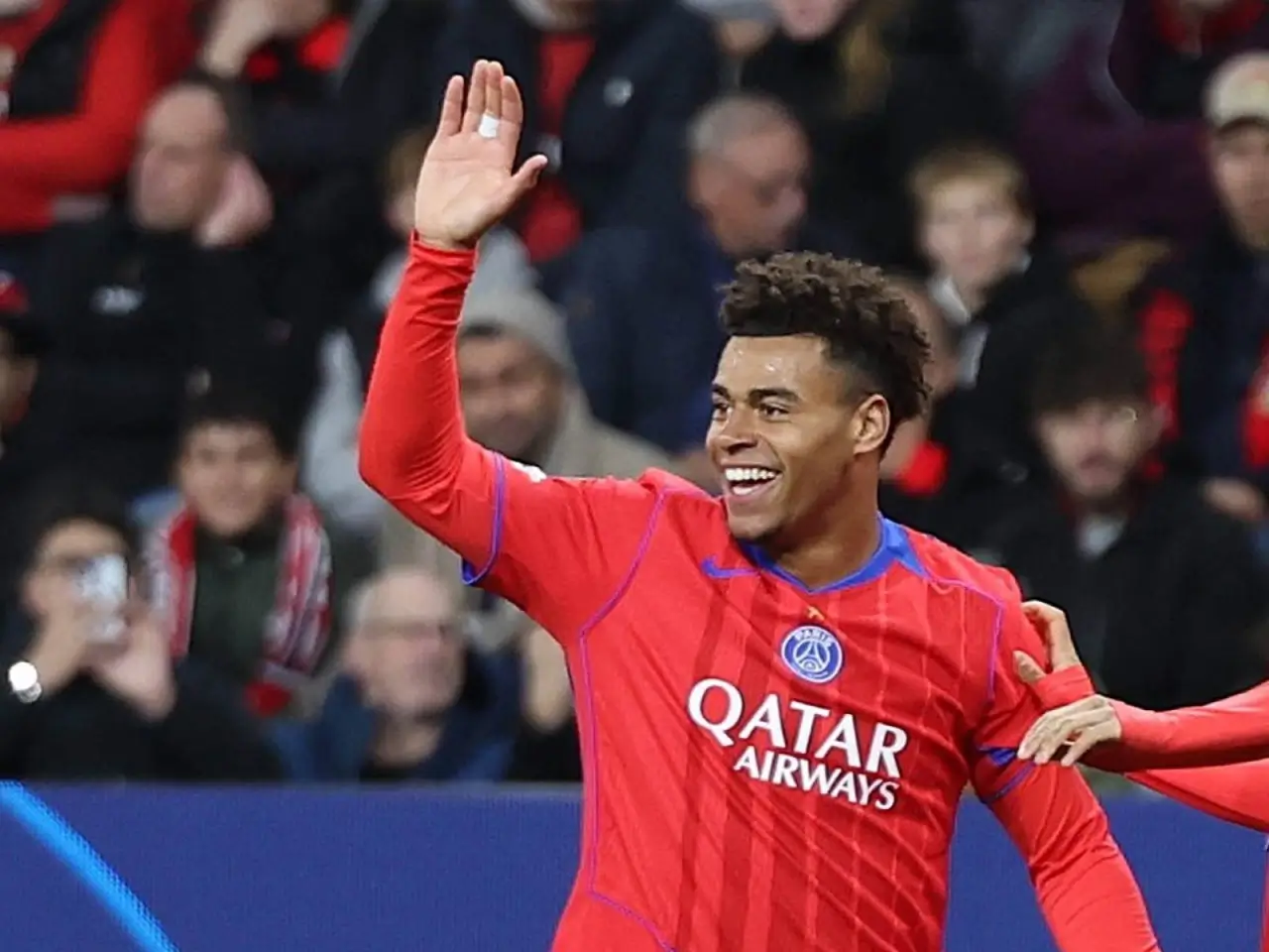 Дезире Дуэ стал лучшим молодым футболистом на Globe Soccer Awards