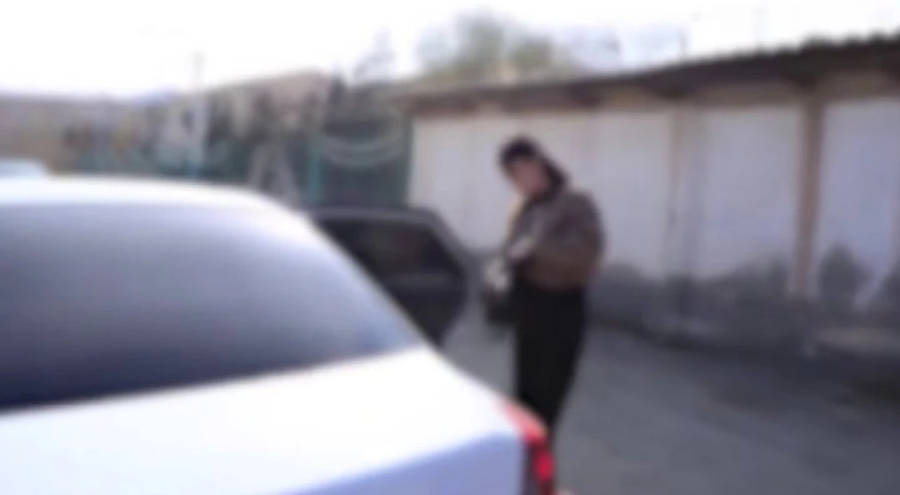 Нукусда фирибгар 200 млн сўм талаб қилди