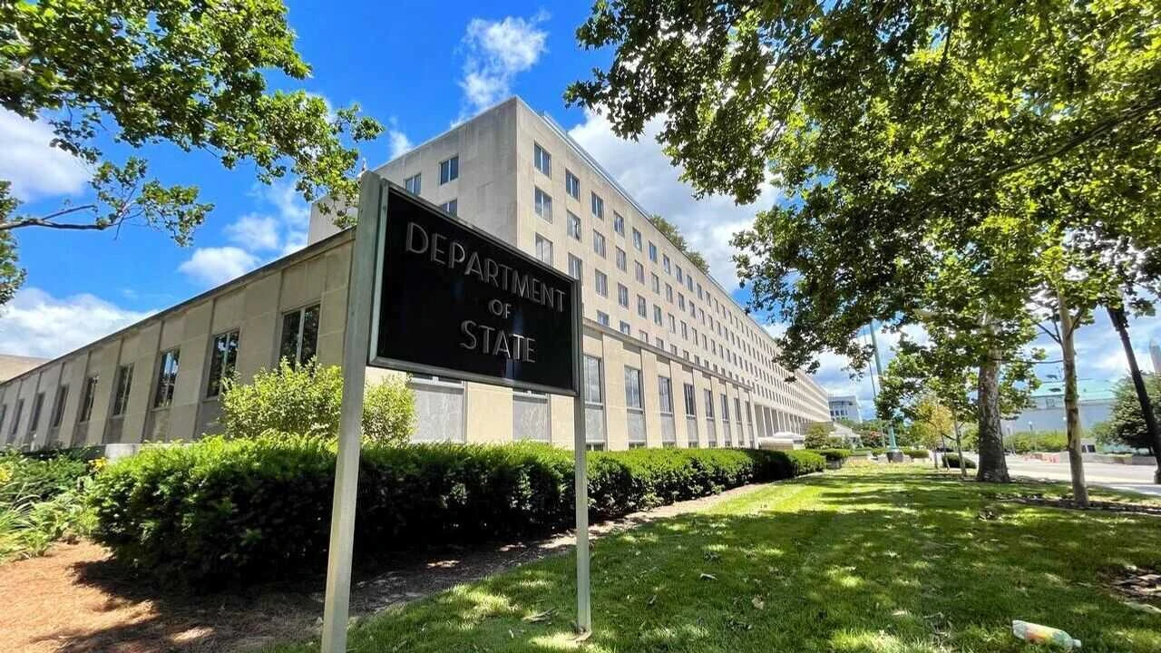 АҚШ Давлат департаменти Diversity Visa берилишини вақтинча тўхтатди