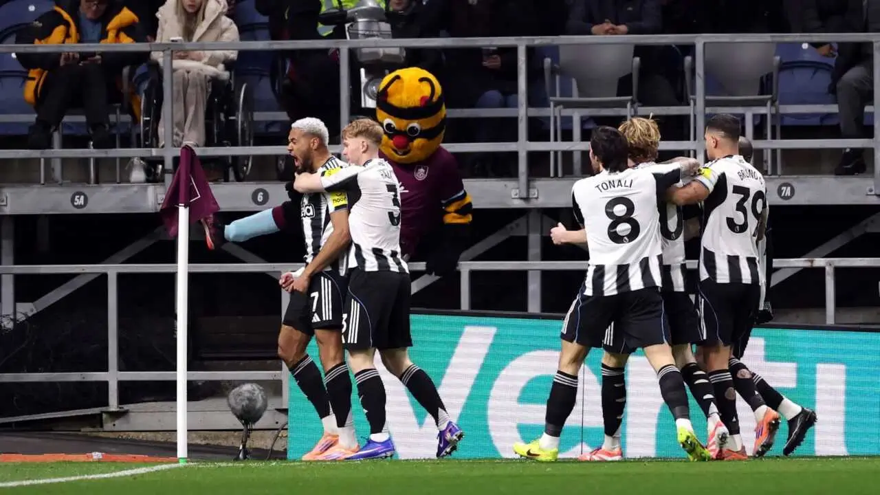 93. dakikadaki kritik vuruş: Newcastle'kasl Byornlini yakunda taslim qildi