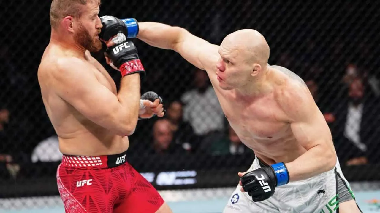 Богдан Гуськов ва Ян Блахович ўртасидаги супер жанг якунланди