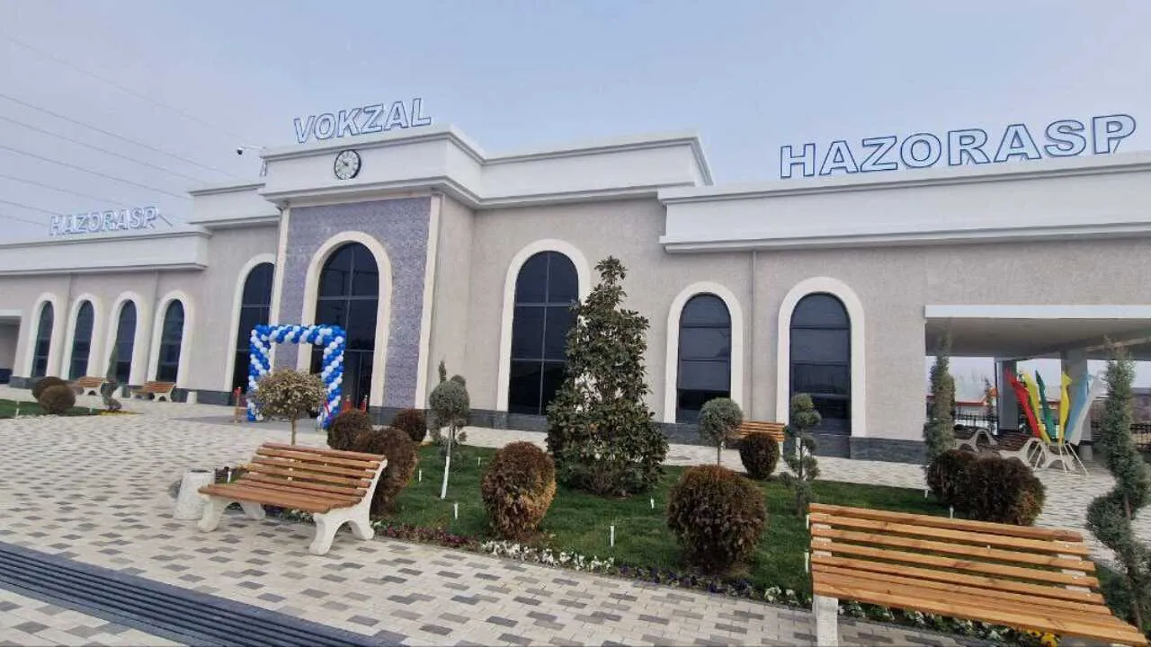 Hazoraspta zamonaviy temir yo‘l vokzali ochildi