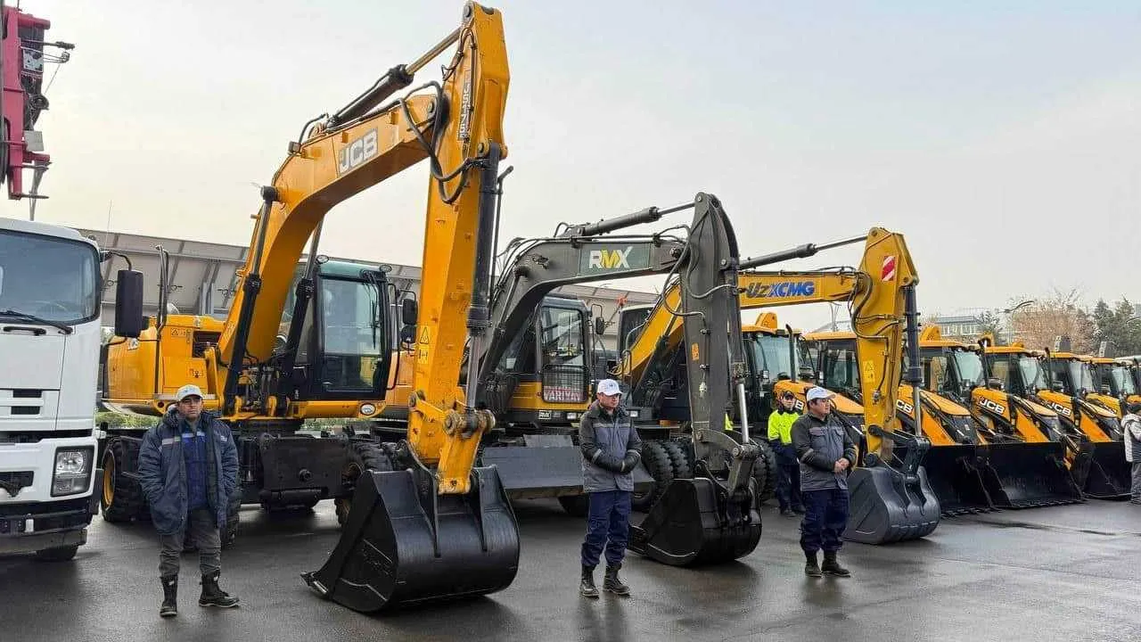 Тошкентда қиш мавсумига 586 та техника тайёрланди