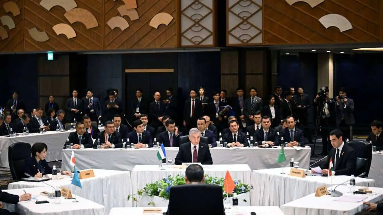 Предложения Шавката Мирзиёева на саммите в Токио