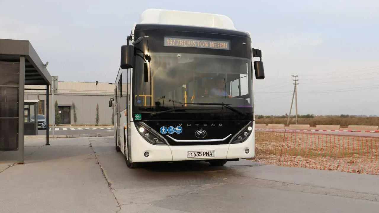 Андижанда автобустар төлемдері қолма-қол ақшасыз болады