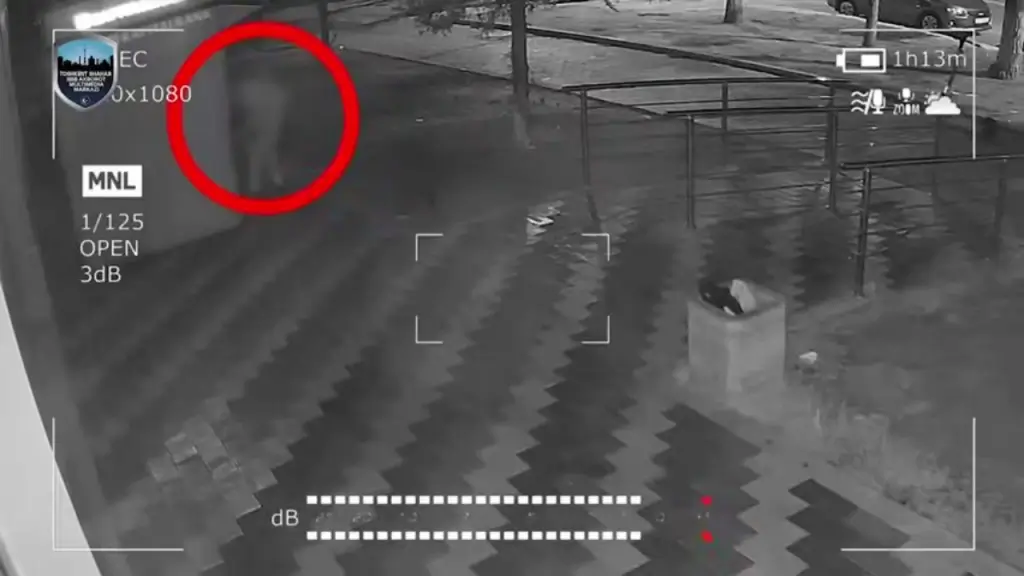 Тошкентда йигит банкоматни бузмоқчи бўлди