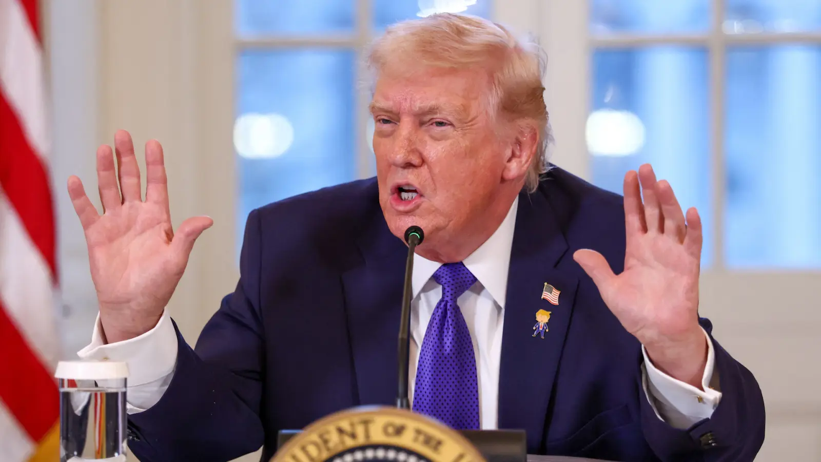 Трамп Венесуэла президенти вазифасини ҳашаматли тарзда эълон қилди