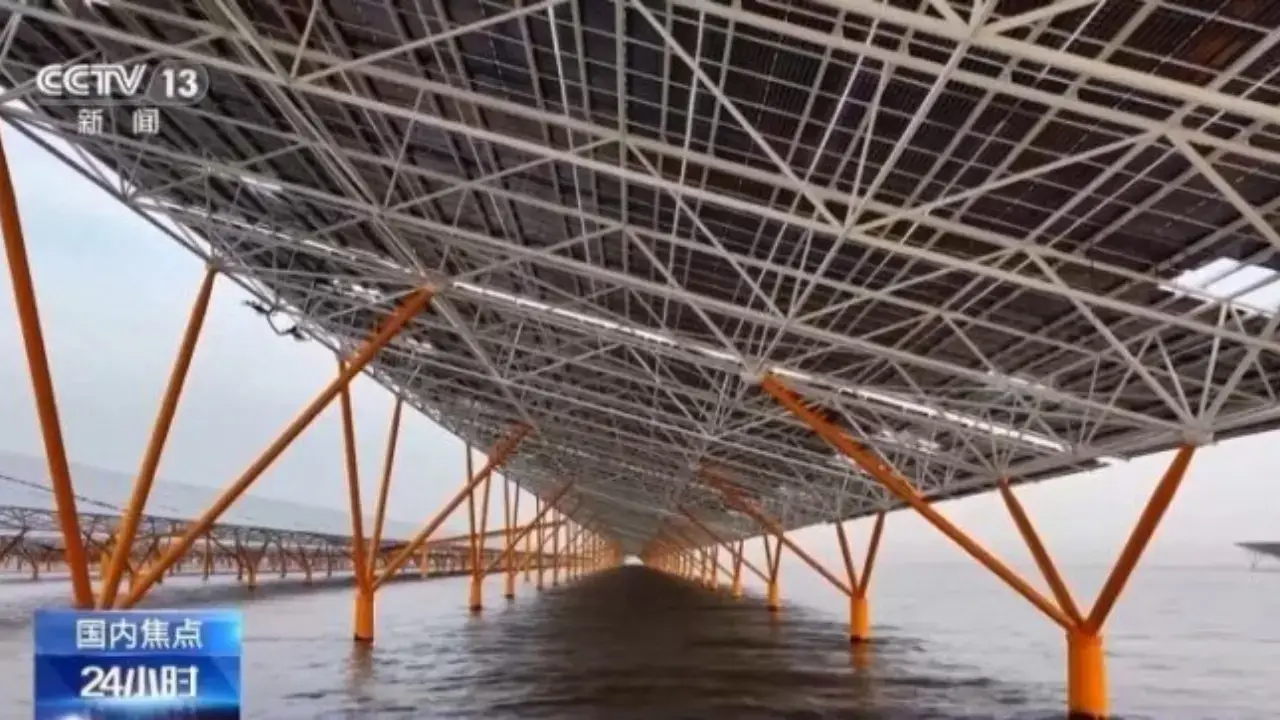 Хитойда денгиз устида қурилган энг катта қуёш электр станцияси фаолиятни бошлади