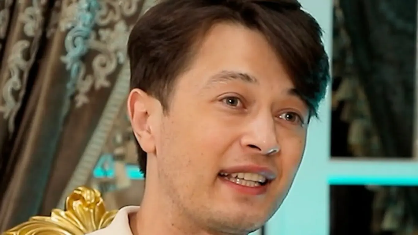 Аҳмад Темуров ўзига яқин бўлмаган ролини ошкор қилди (видео)