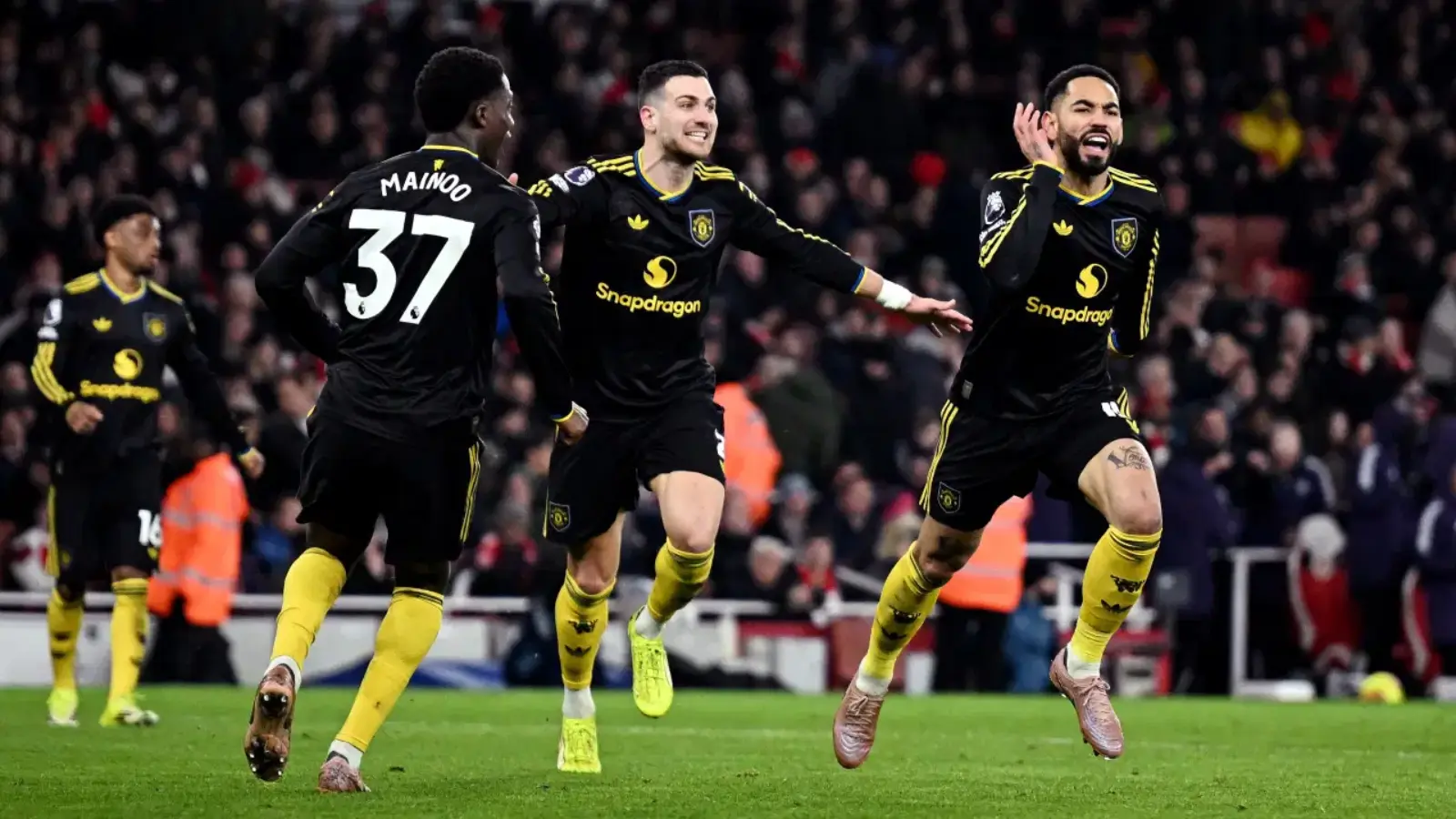 Kerrik ikkita o‘yindayoq «Manchester Yunayted»ni yana “jonli” qildi