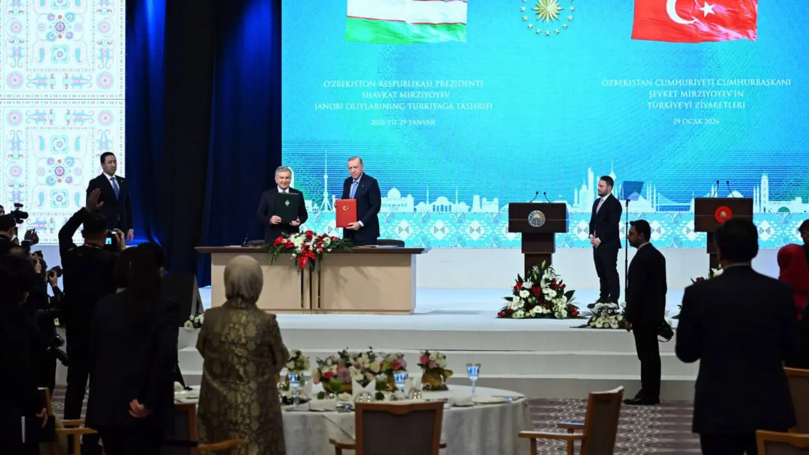 Мирзиёев и Эрдоган подписали новый пакет соглашений в Анкаре