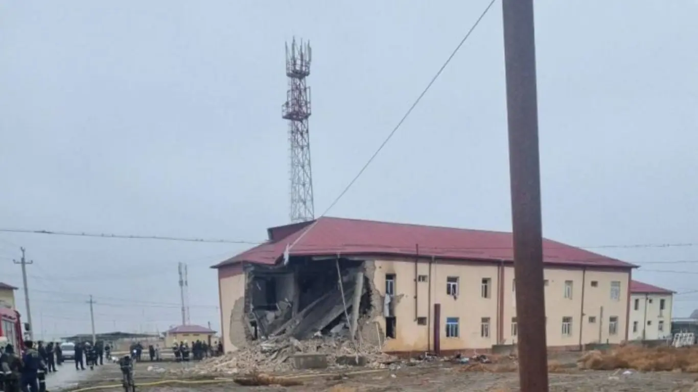 Buhara'da iki katlı bir evde gaz patlaması meydana geldi