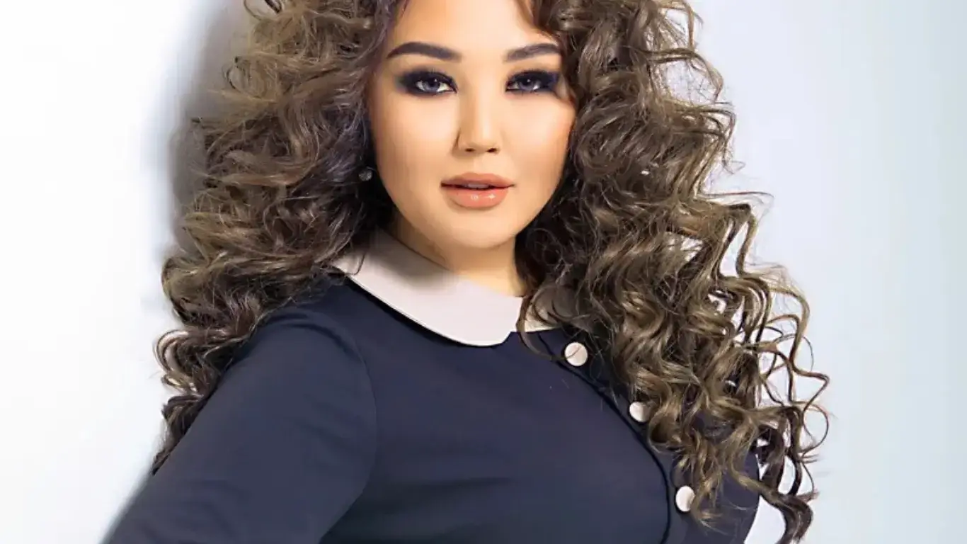 Umidaxon Hojiyevaning qizalog‘i 6 oylik bo‘ldi (video)