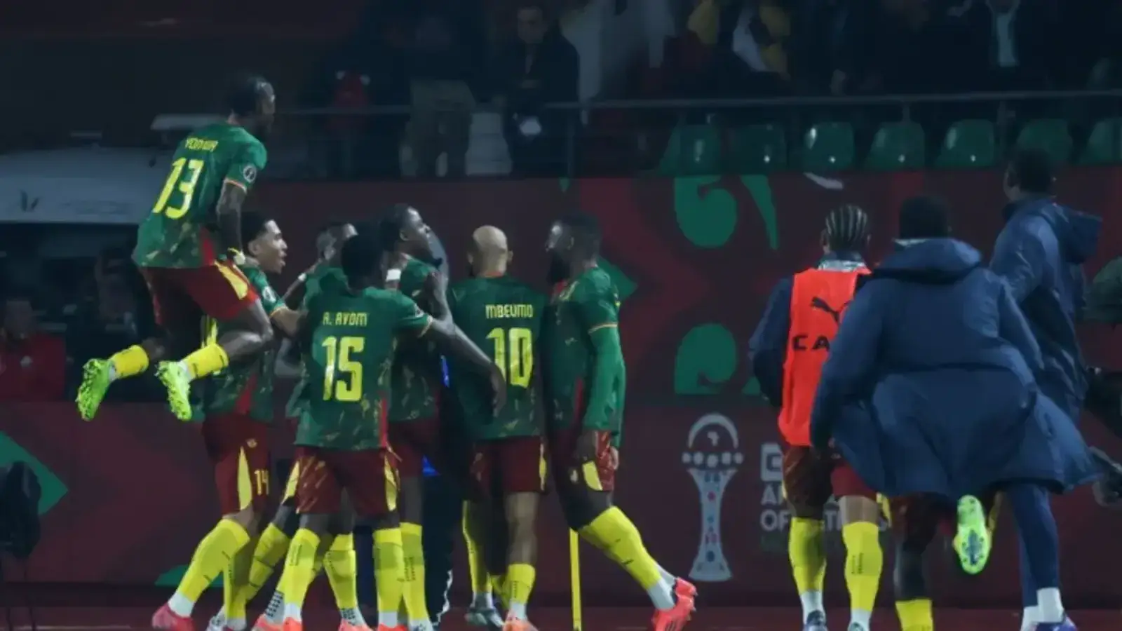 Africa Cup: Cameroon beat South Africa to reach the quarter-finals