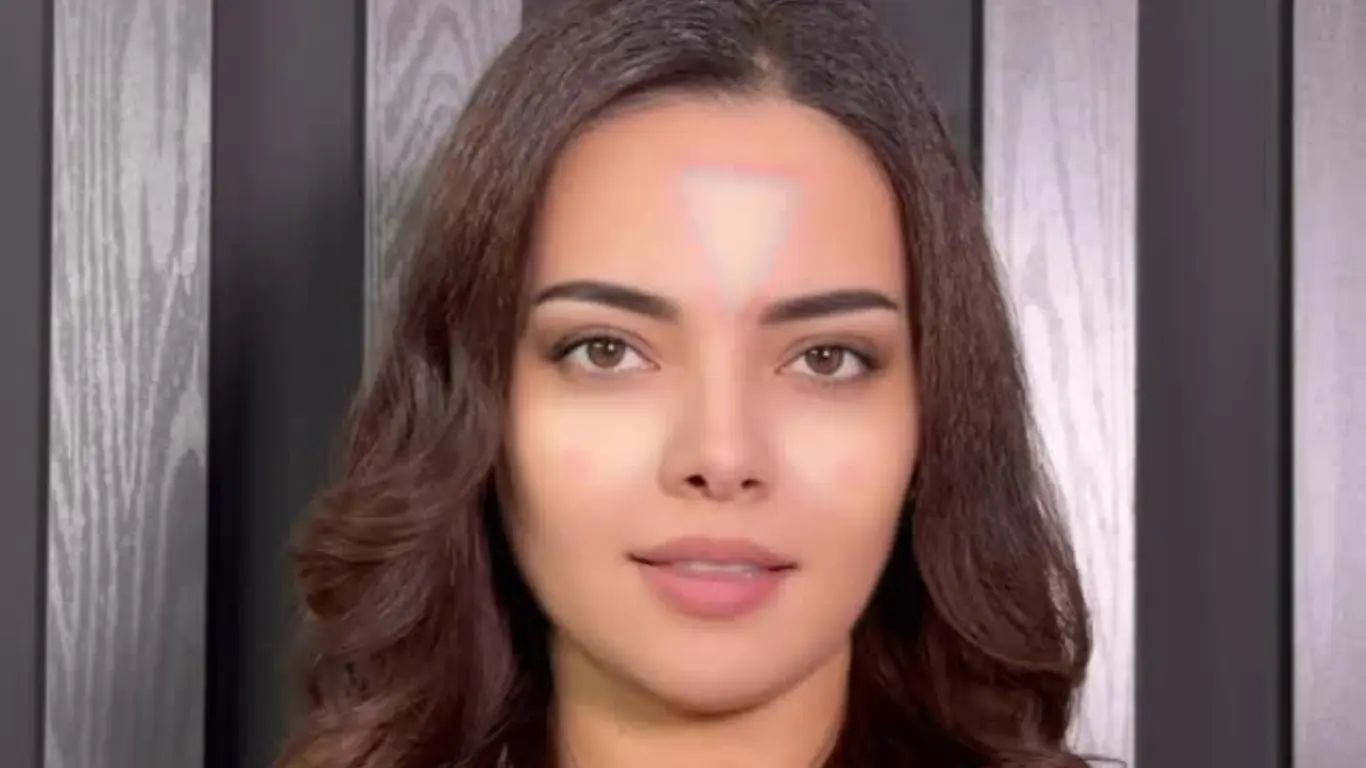 Aktrisa Jayrona Kleopatra obrazi bilan muxlislarni lol qoldirdi (video)