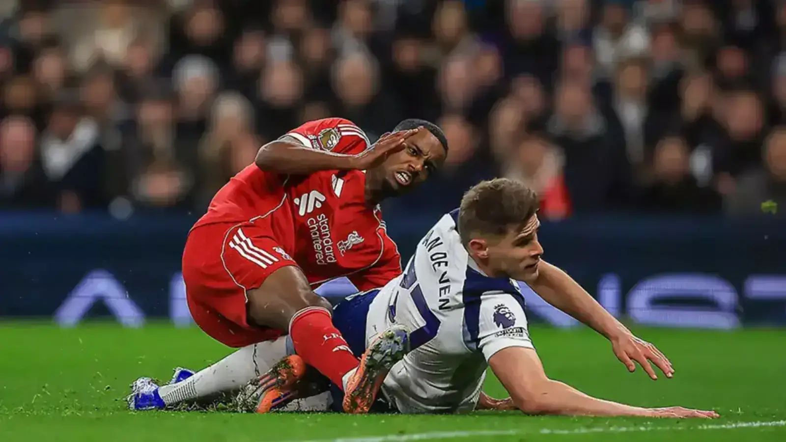 Гол рейтингі: АПЛ-де осы маусымдағы ең "сәтсіз трансферлер" тізімі