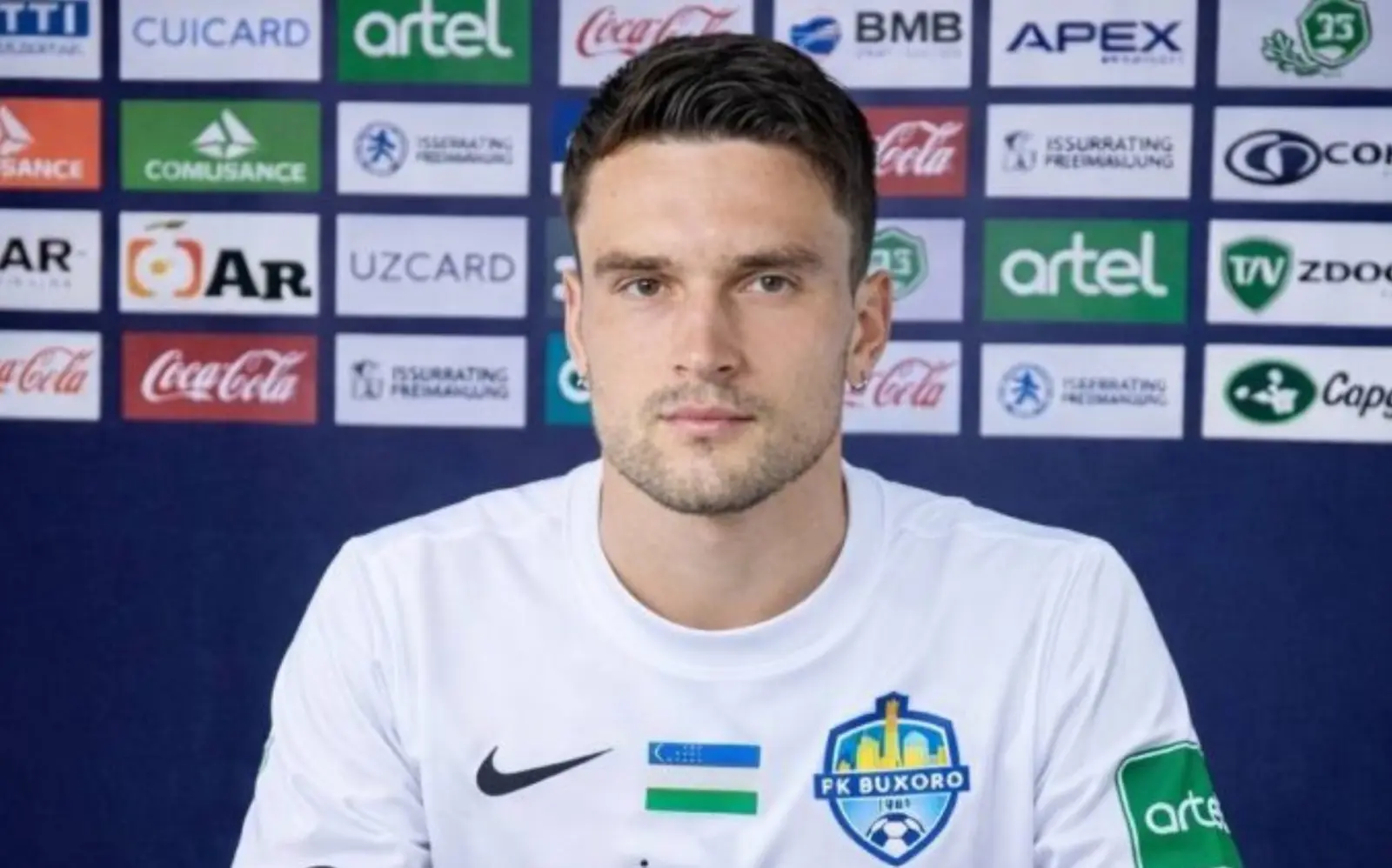 "Бухоро" деярли 2 метрлик легионер футболчини сафига қўшиб олди
