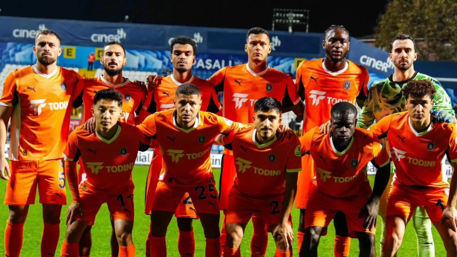 Шомуродов пен Файзуллаевтің кеше ойыны қанша баллға бағаланды?