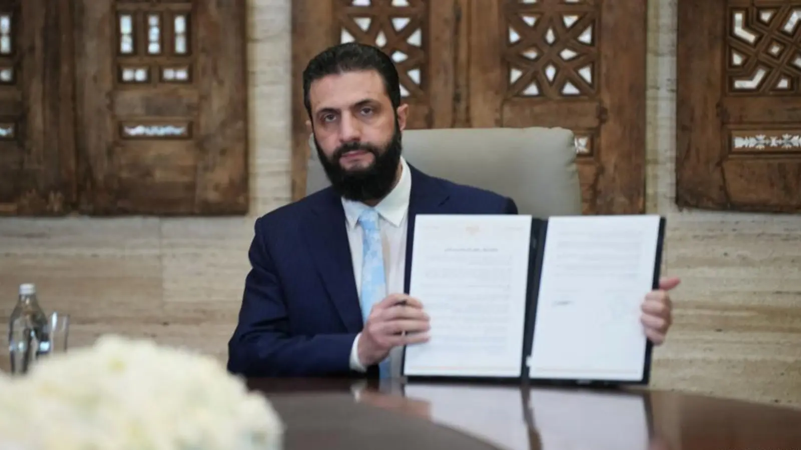 Сурияда тарихий келишув: Тинчлик ўрнатилди ва курдлар таслим бўлди