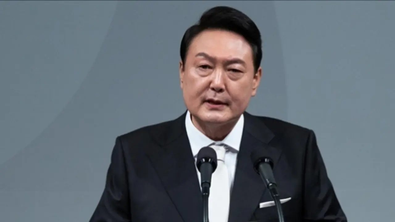 Güney Kore'de eski cumhurbaşkanına 5 yıl: sebep nedir?