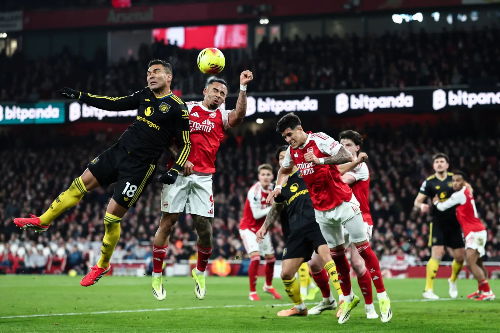 "Арсенал" узоқ сериядан кейин ўз майдонида "МЮ"га мағлуб бўлди