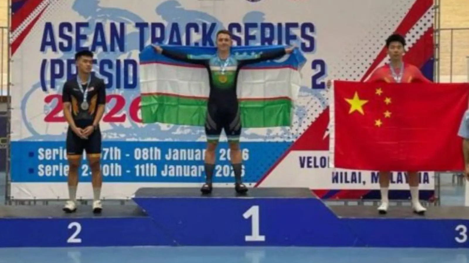 Özbekistan Milli Takımı pist bisikletinde parladı