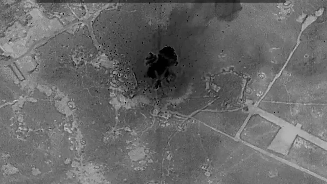 AQSH Suriyaga havodan zarbalar berdi