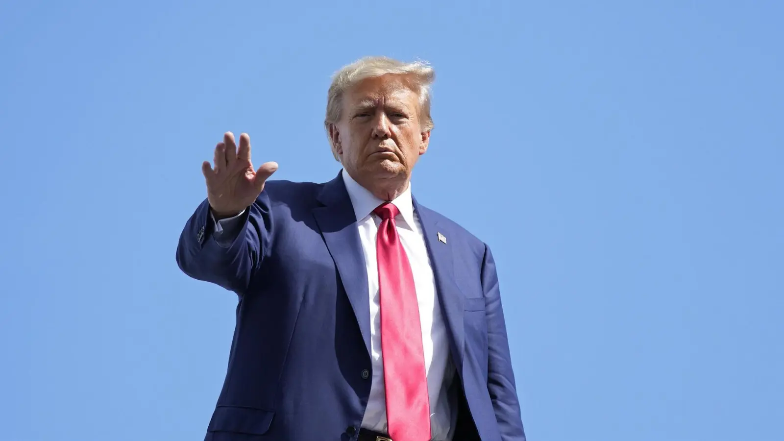 Трампнинг халқаро сиёсатга баёни: Ахлоқ, чеклов ва глобал амбициялар