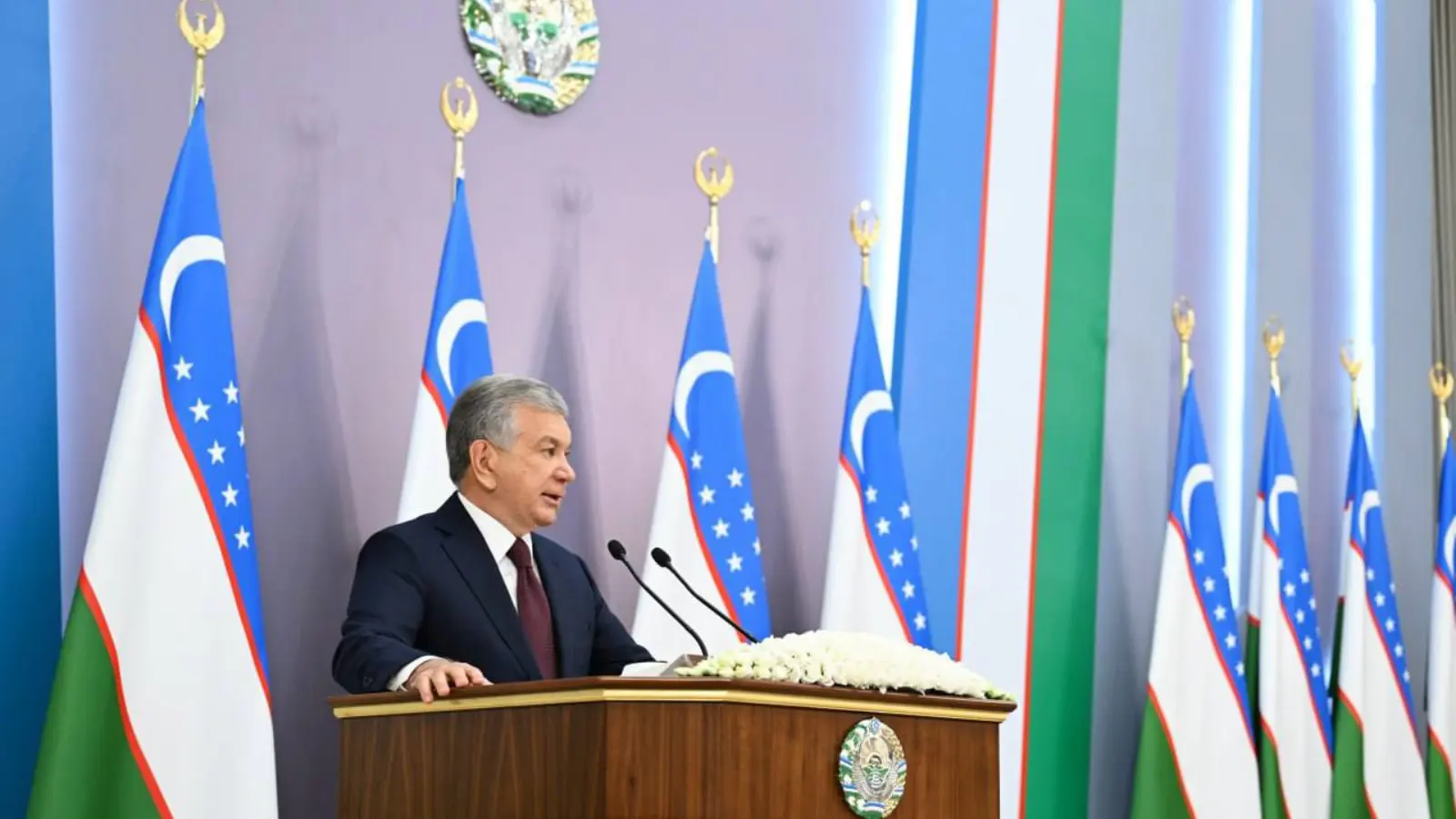 Мирзиёев армияни технологик янгилаш бўйича муҳим вазифаларни белгилади