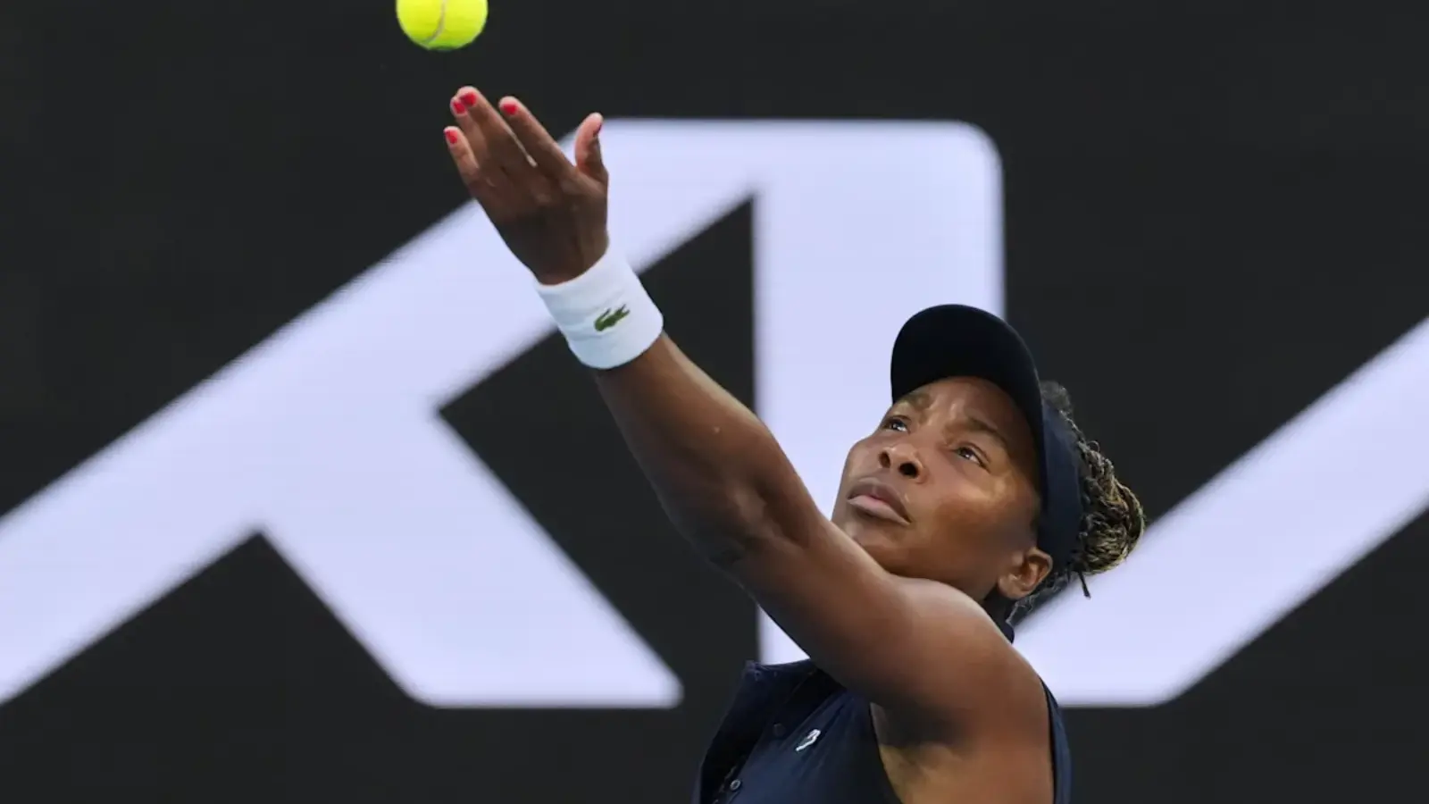 45 yaşındaki Vinus Williams, Avustralya Açık'ta tarihi yeniledi...