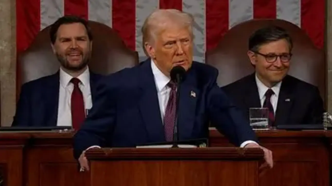 АҚШ Гренландияни “пул билан сотиб олиш”ни режалаштирмоқда