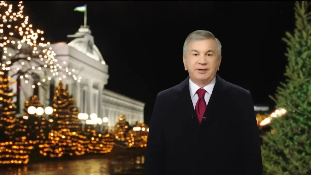 Shavkat Mirziyoyev xalqni Yangi yil bilan tabrikladi