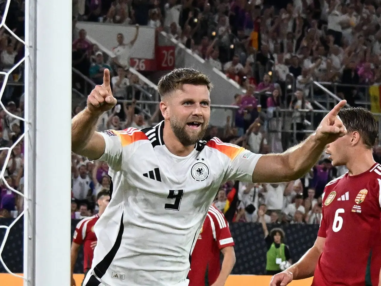 Фюллькрюг «Милан» сафида илк ўйинда таассурот билдирди