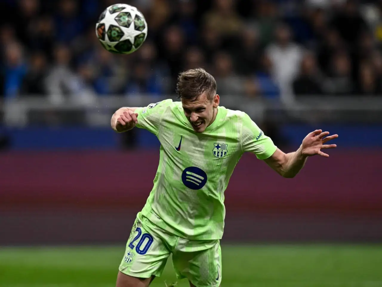 Дани Олмо сафга қайтди ва «Эспанёл»га қарши ўйнаши мумкин