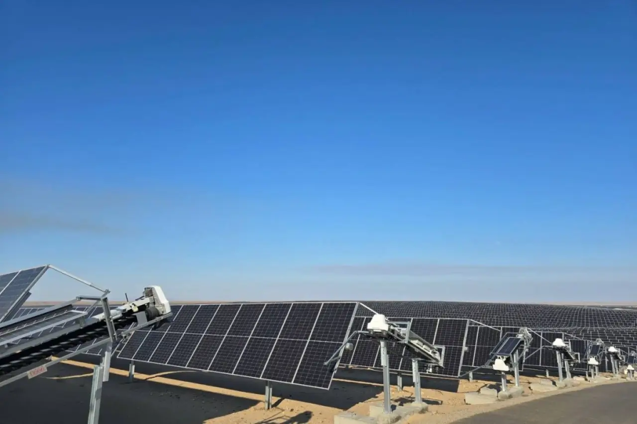 Ўзбекистонда 2025 йилда электр ишлаб чиқариш ошди, қуёш ва шамол энергияси ҳажми икки баробар кўпайди