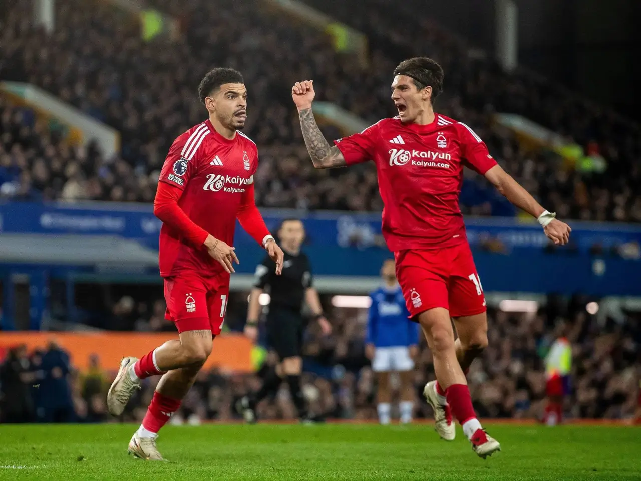 Ноттингем Форест Вест Ҳем майдонида ғалабани тортиб олди