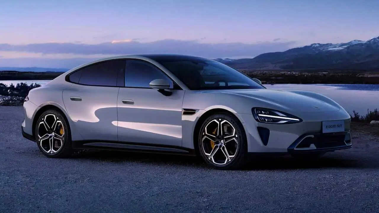 Xiaomi жаңартылған SU7 үшін алдын ала тапсырысты бастады